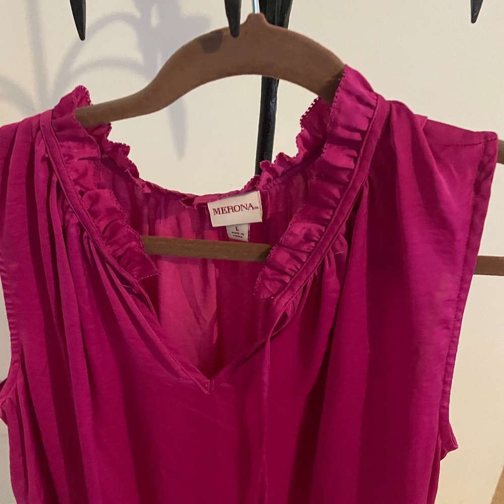 pink blouse